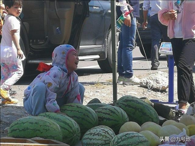 青柚怎么挑选，怎么挑选西瓜品种不同挑选方法有区别吗