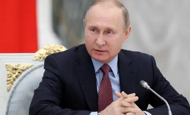 请问如果美国像对付马杜罗一样，不承认普京是俄罗斯合法总统，俄罗斯会怎么反击呢？插图30