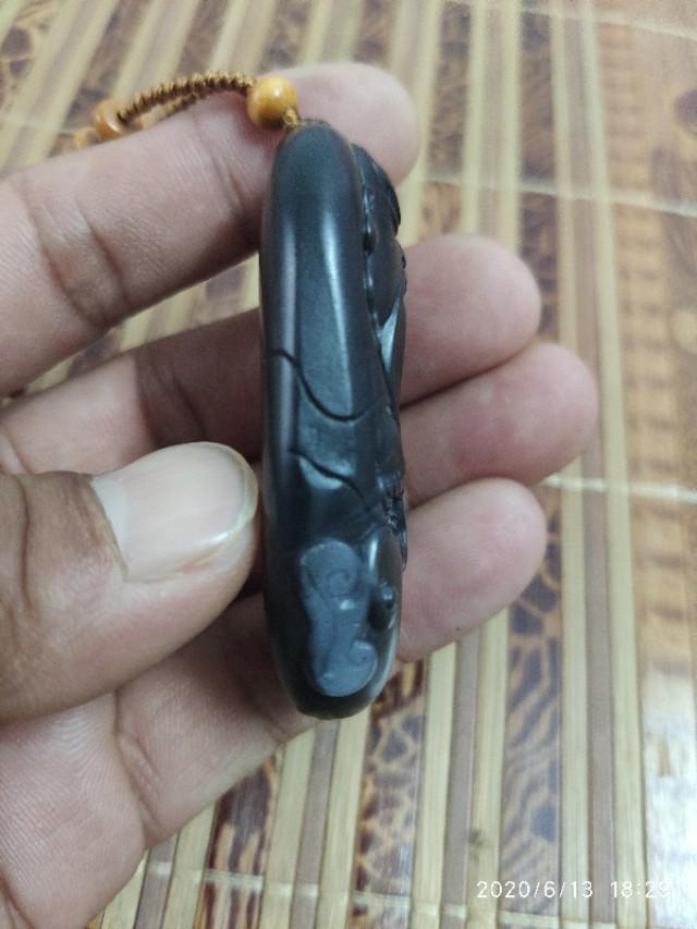 戴墨玉的意义,和田玉墨玉适合做什么题材？