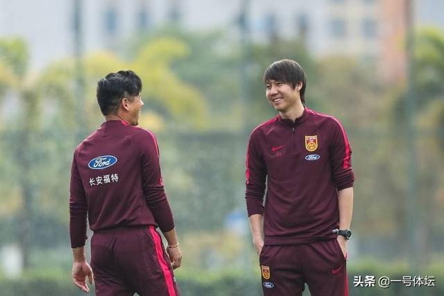 上海上港队:如何看待中国男足4：1击败上海上港队？