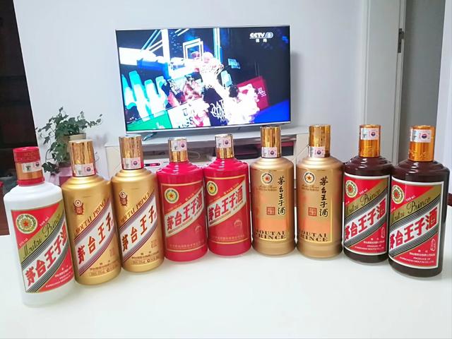 想存酒等到孩子结婚的时候喝（大约15年）,有哪些瓶装和散装白酒值得推荐？
