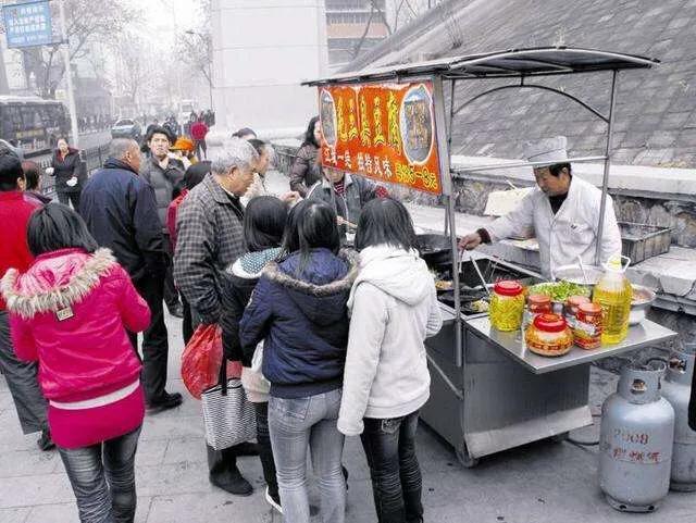 假如地摊合法化，大家有什么想法呢是开店还是选择摆地摊