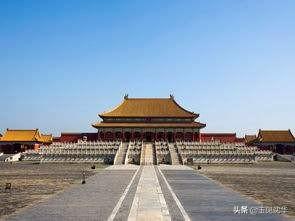 北京故宫资料:北京故宫在建筑格局上有什么特点？