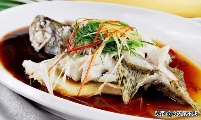 四川的清蒸鱼用什么鱼好:清蒸鱼头用什么鱼头最好？