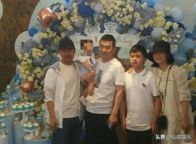 蒋勤勤和陈建斌:如何评价蒋勤勤和陈建斌夫妇之间的相处模式