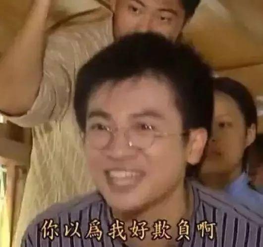 对狗耳朵说话的表情包:有谁知道狗狗如果对你撒娇意味着什么？