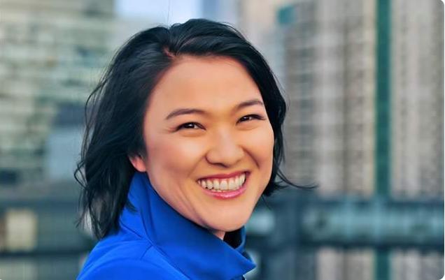 金星前妻子于虹照片:金星的第一任妻子长相貌美如花，离婚时还怀着孕如今过的怎么样
