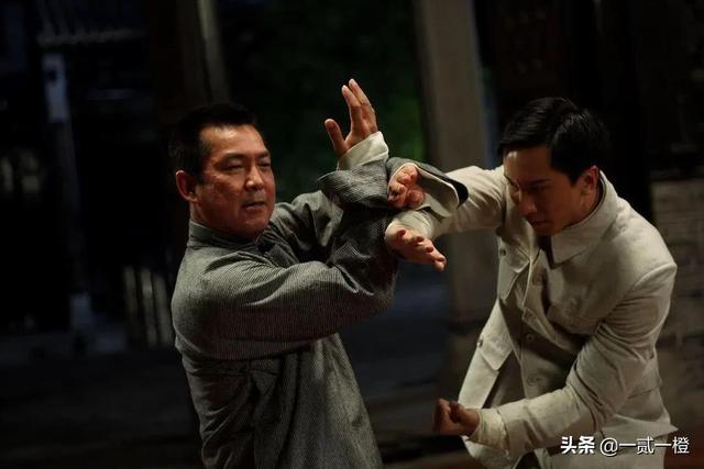 杜心五:有人说：武术就是假把式根本经不起自由搏击打。请问有道理吗？