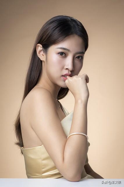 明星校花:你们高中时的校花长什么样