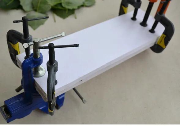 玉石真皮假皮怎么区分,在购买真皮皮衣时，如何识别皮衣真伪？