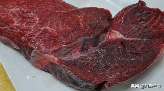 澳洲和牛白色肥肉:澳国来的牛肉是新鲜的还是冷冻的？为什么有些人觉得吃起来高大？