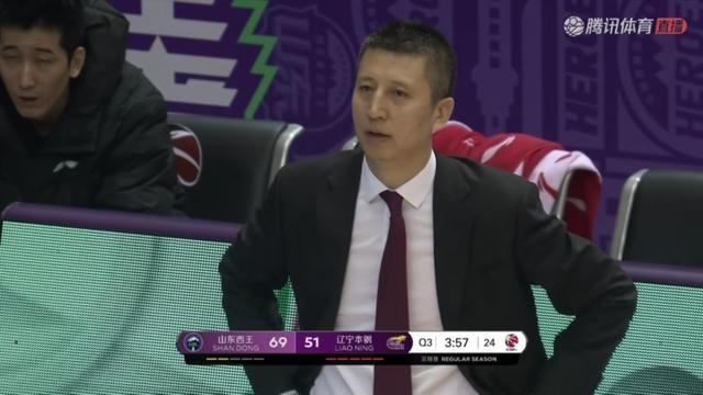 篮球即时比分:辽宁大比分击败福建，如何评价王哲林和韩德君的表现