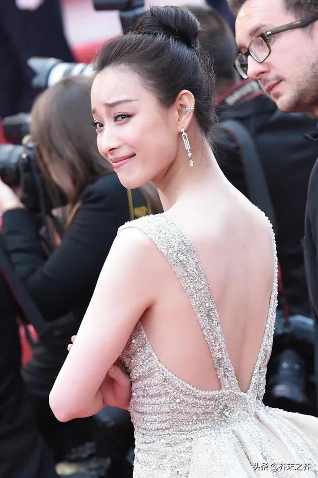 倪妮不雅:为什么有人说倪妮穿衣搭配以及拍照都这么好看？