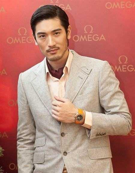 陈庭妮男友李夏然:2019年的娱乐事件让你印象最深刻的是哪一件？