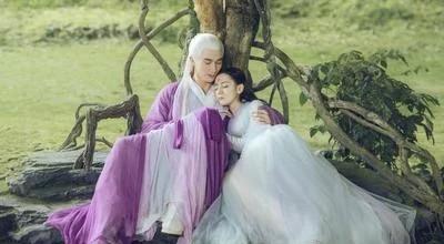 李耐阅王骁接吻照片:《三生三世枕上书》和《宸汐缘》哪个好看？
