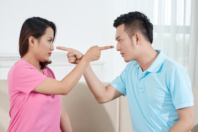 舍不得扔破烂的人是什么心理？