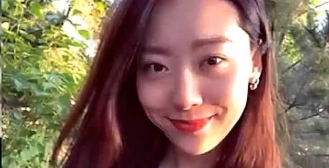 新喜剧之王主演:如何看待《新喜剧之王》中的女主角，演了星爷的片子后仍然不火？