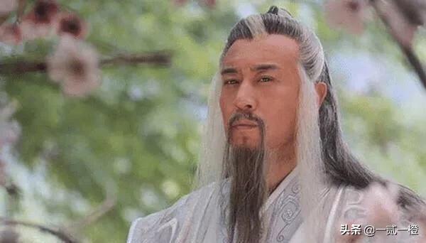 孔宣:斩仙飞刀能斩圣人，为何斩不得孔宣？你看它伤的是灵魂还是肉体？