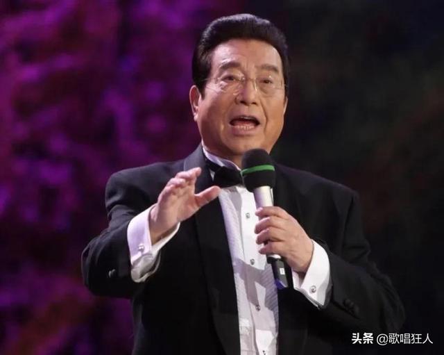 蒋英李双江40岁照片:李双江和蒋大为谁唱的最好听？