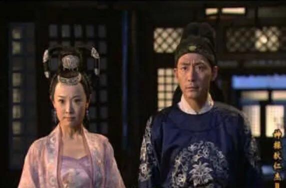 李元芳如燕:神探狄仁杰中的李元芳喜欢如燕吗？