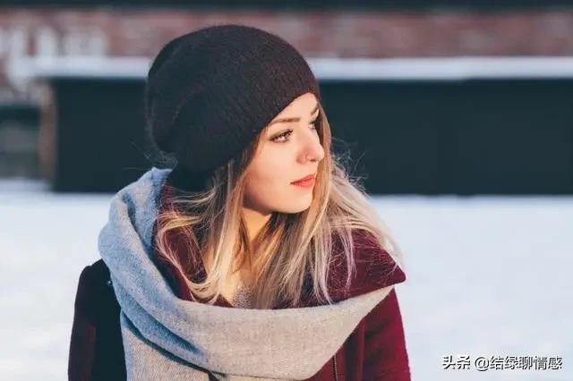 刚结婚不久，偶然发现丈夫跟前女友<a href=https://maguai.com/list/256-0-0.html target=_blank class=infotextkey><a href=https://maguai.com/list/256-0-0.html target=_blank class=infotextkey>朋友圈</a></a>频繁互动，正常吗
