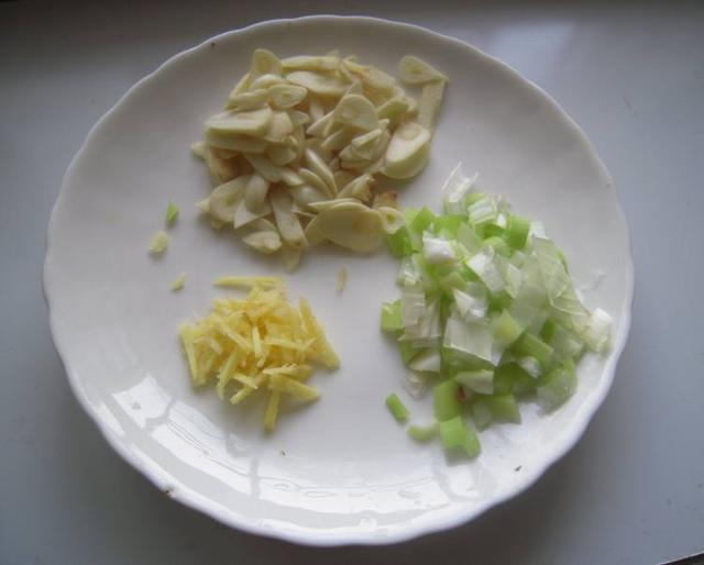 辣鸡面,辣鸡面怎样炒辣鸡才好吃？