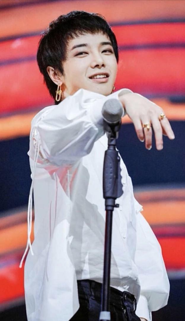 歌手当打之年冠军:《歌手·当打之年》为什么华晨宇总是第一？