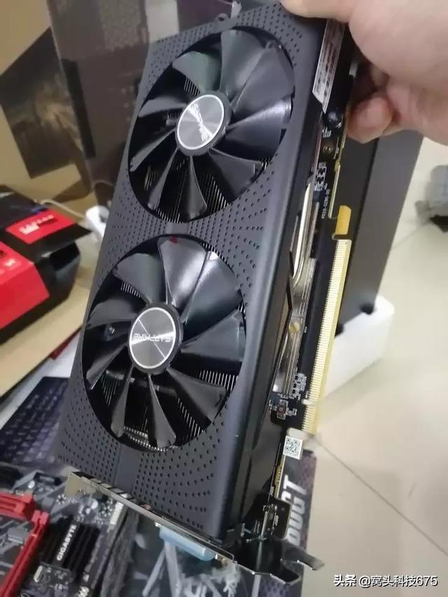 主要玩吃鸡,华擎的RX580 8G怎么样？