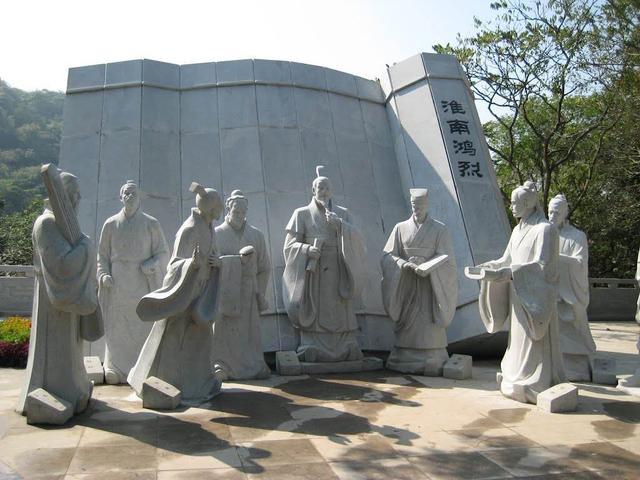 八仙是哪八仙:八仙分为上中下八仙，他们分别指的是谁？