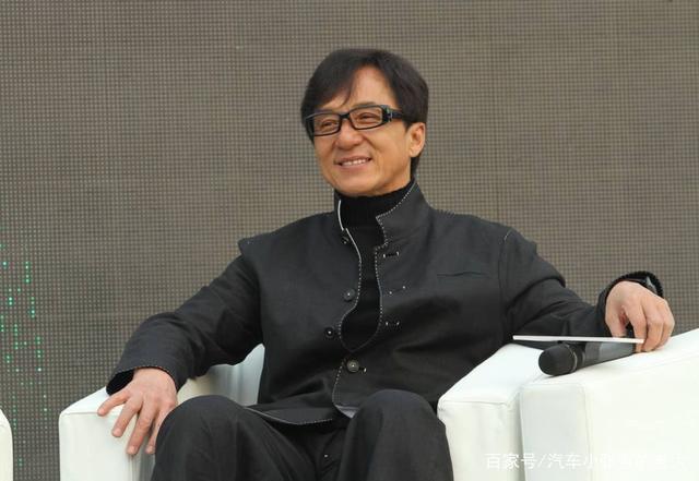 成龙老婆林凤娇:返回林凤娇忍了近40年，揭露了成龙真面目，分割财产不公平？