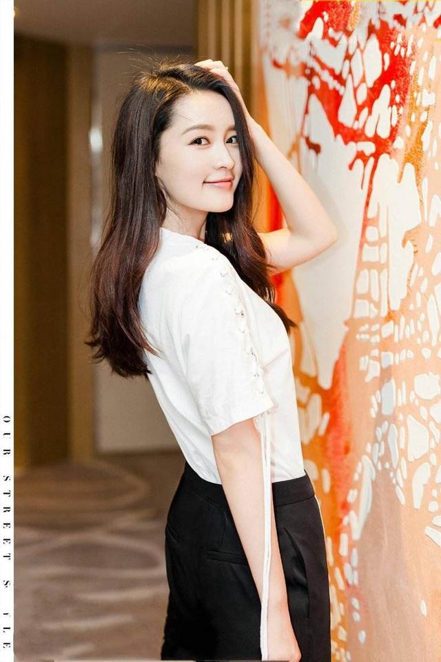 李沁的老公是谁图片:李沁和魏大勋真是一对恋人吗？