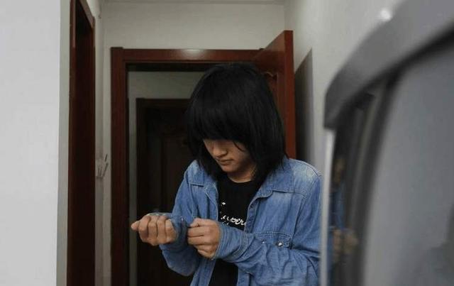 马蓉晒孕照:世界上真的有双性人吗，有的话生理上会有什么不同