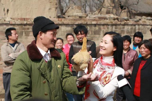朱之文睡于文华几次:风波不断的朱之文对他的伯乐于文华有什么影响吗，你怎么看