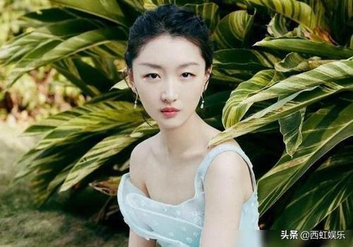 倾城之泪票房:周冬雨最近喜事连连，获得金像奖，她演技怎么样？