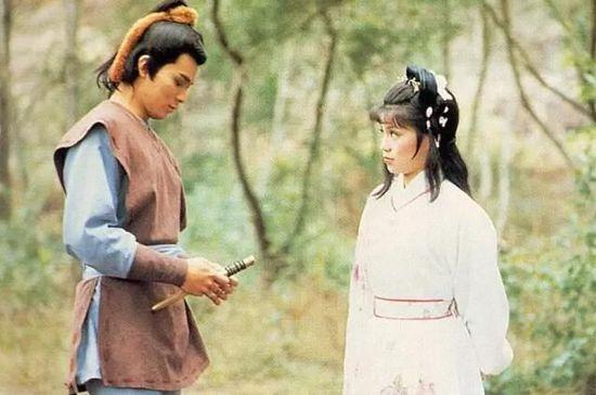 郭静图片:降龙十八掌不是只能传给丐帮帮主吗为啥洪七公可以随意传给郭靖