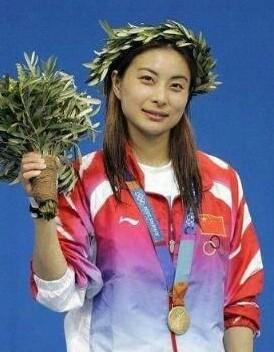 曝唐艺昕顺利生女:如何看待网曝王宝强将结婚，女方是白富美，马蓉的闺蜜转发祝福
