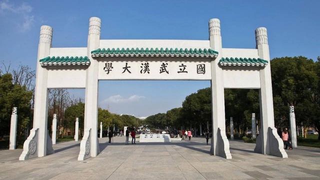 高校蹭课猫:你认为到大学蹭课有风险吗？为什么？