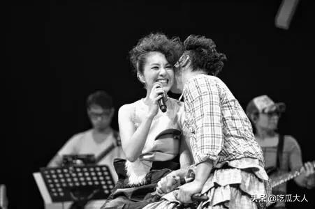 杨千嬅黄伟文:杨千嬅与陈奕迅是什么关系