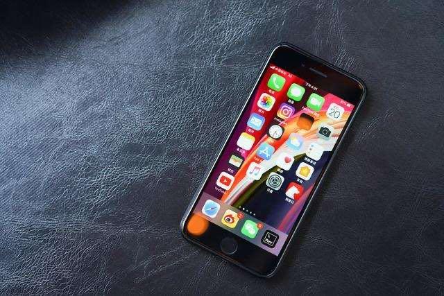 “短小”却“精悍”,iPhone SE依然能打吗？为什么？