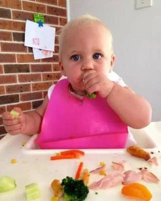 宝宝几个月才吃饭比较好：宝宝几个月可以喂辅食了？