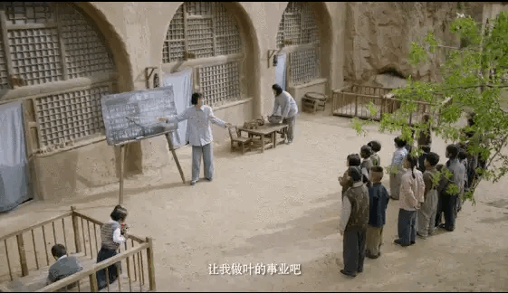 海清回应演员宣言:海青为中年女演员发声被批情商低，对此你有何看法？