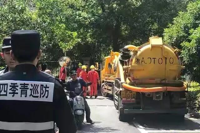 女警犬传说五部曲:青海失联女大学生被发现的时候，为什么只剩下一堆白骨？