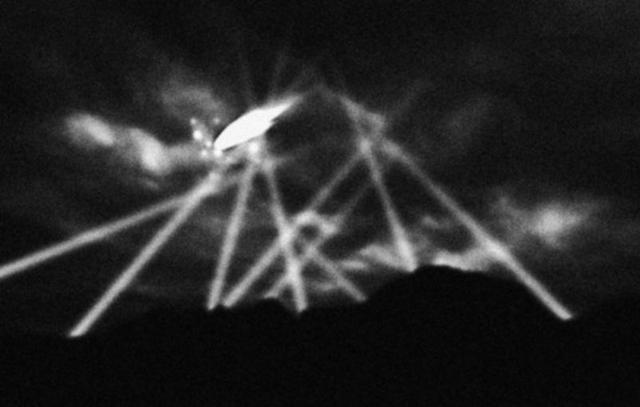 1975年外星人绑架，传说中的杜尔塞地下外星基地是真还是假