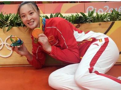 周晓兰:中国女运动员里面哪个最好看？男运动员哪个最帅？