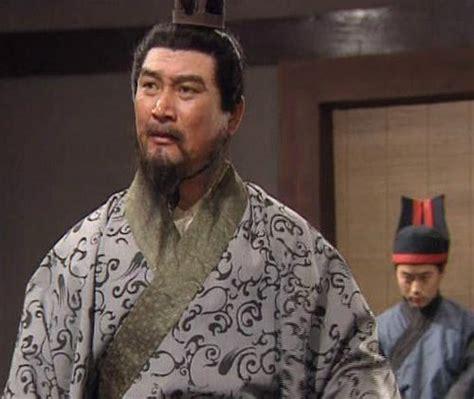曹魏五谋臣:曹操谋主荀攸，在曹魏五谋臣中为何是个“小透明”？