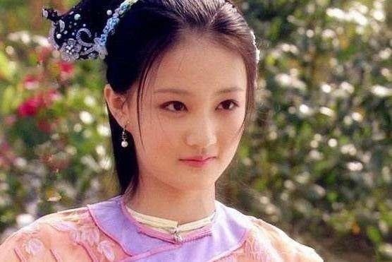 藏獒情未了演员表:《甄嬛传》中，甄嬛为何没有答应温实初远走高飞，而是执意回宫？