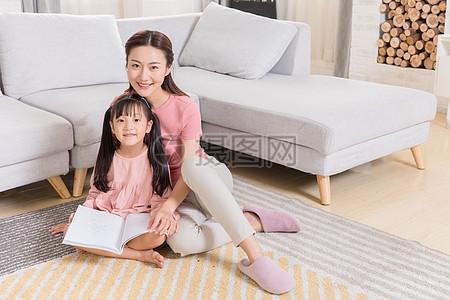 哈佛女孩刘亦婷现状:都说女孩改变命运的机会有学习和婚姻，这对不对？对此你怎么看？