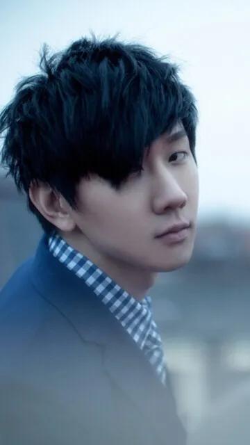 林俊杰微电影:如何评价林俊杰《伟大的渺小》这首歌？
