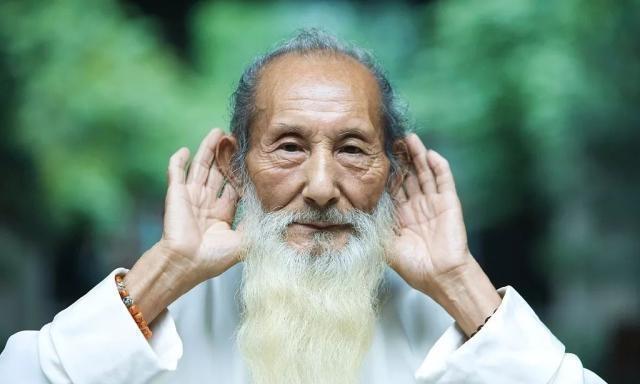 以《西游记》为例,玉帝、如来、太上老君,他们三位之间的关系如何？