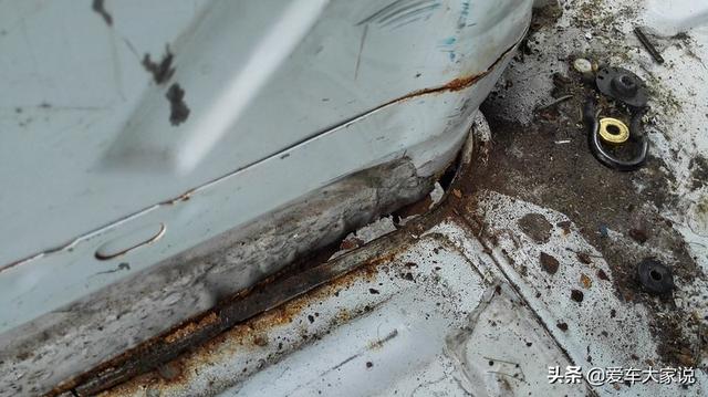 空腔效应:电影中用尸体挡子弹的做法在现实中可行吗